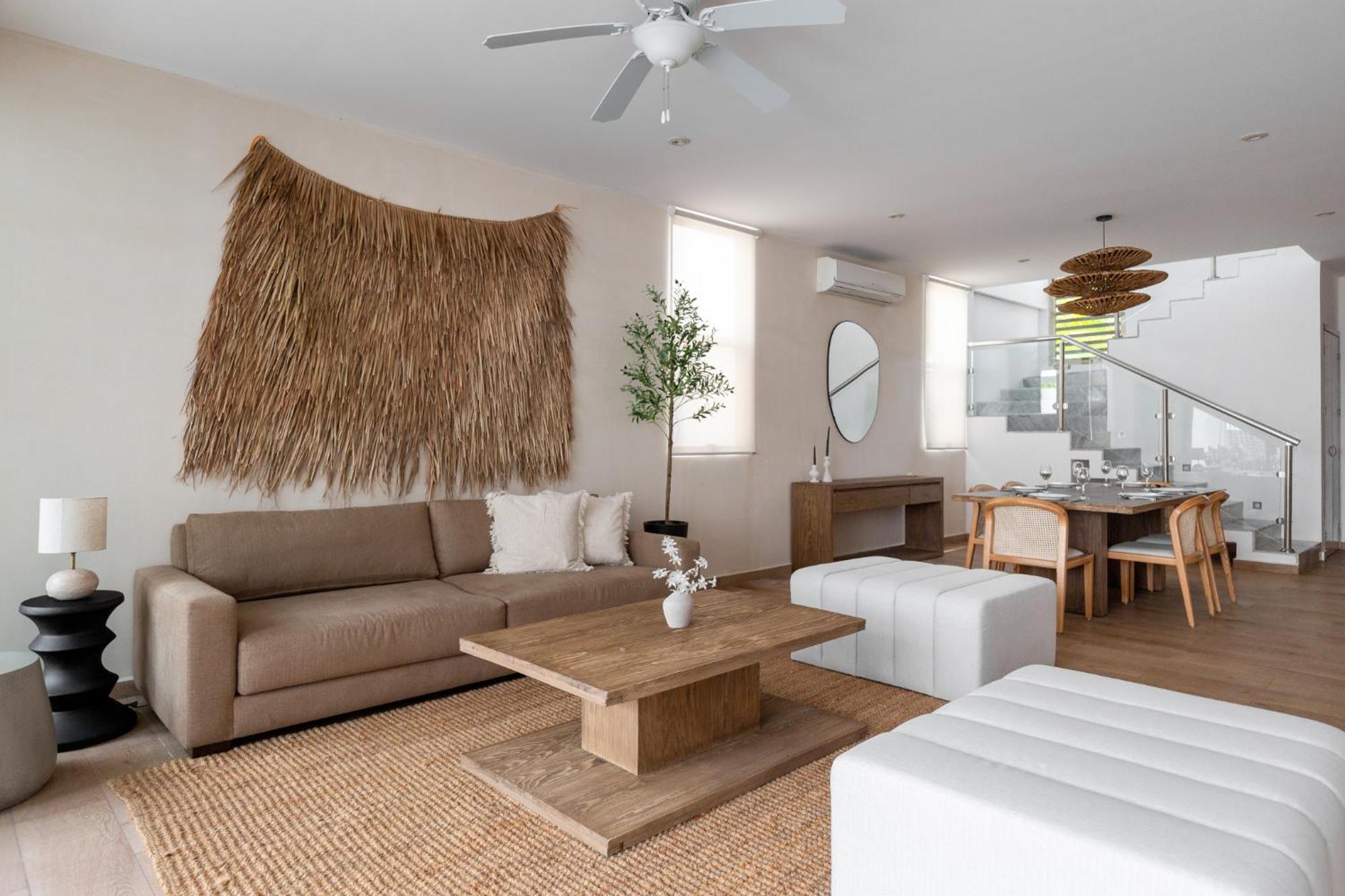 Large 4br Family House With Pool * Cancun